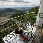 Vista Hotel 3*