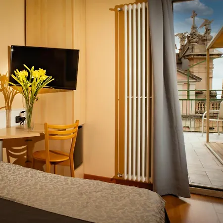 Vista Hotel 3*