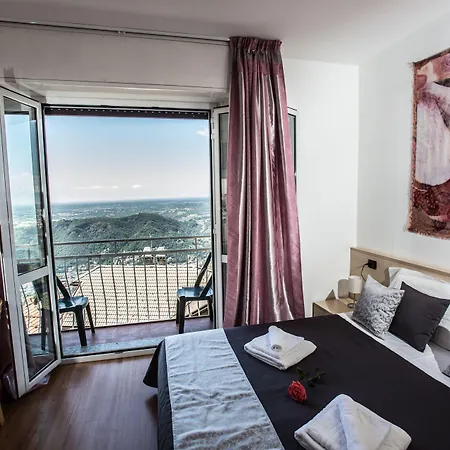 Vista Hotel